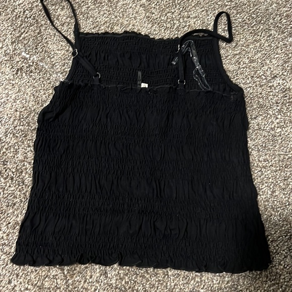 Black tank. Never worn. - Picture 2 of 2